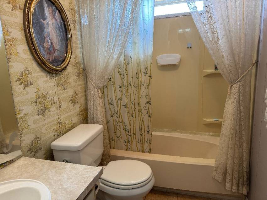 32 Ee Street a Lakeland, FL Mobile or Manufactured Home for Sale